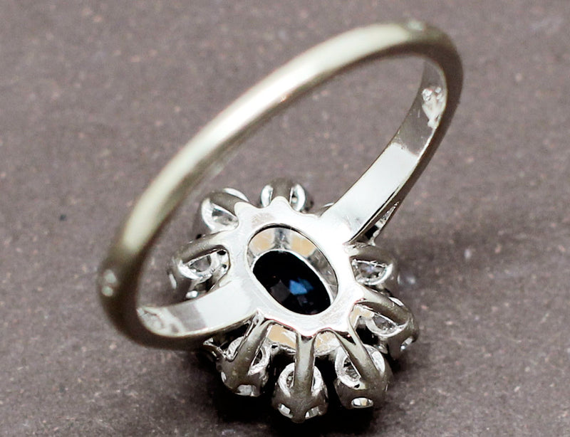 Bague Saphir Entourage Diamants