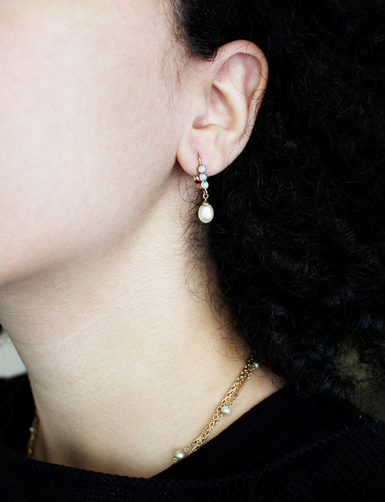 Boucles d'Oreilles Pendantes Opales Perles