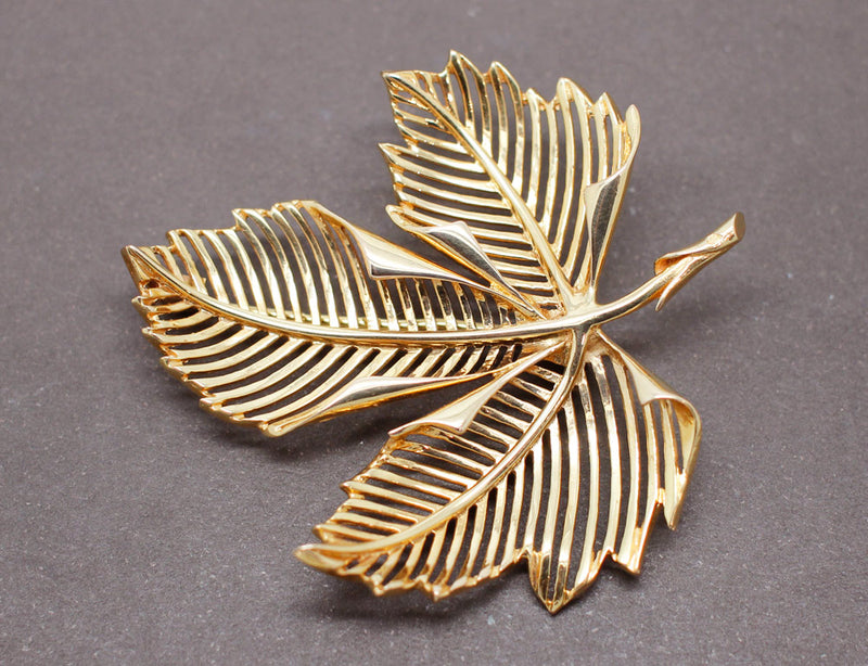 Broche Feuille Or Jaune 1950