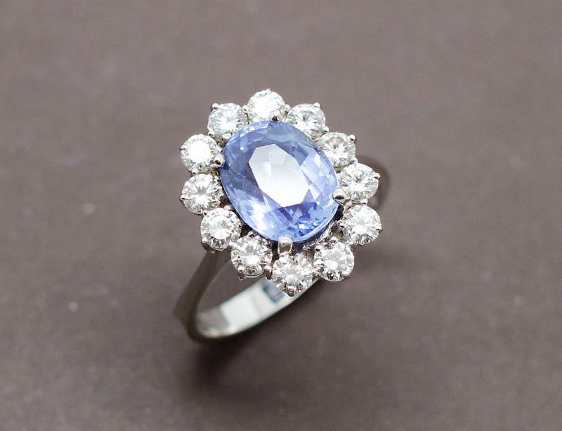Bague Saphir Entourage Diamants