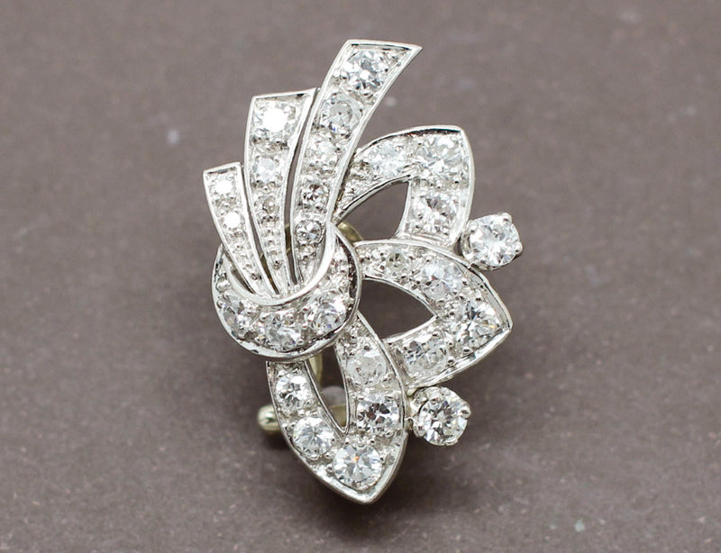 Boucles d'Oreilles Rubans Art Déco Diamants