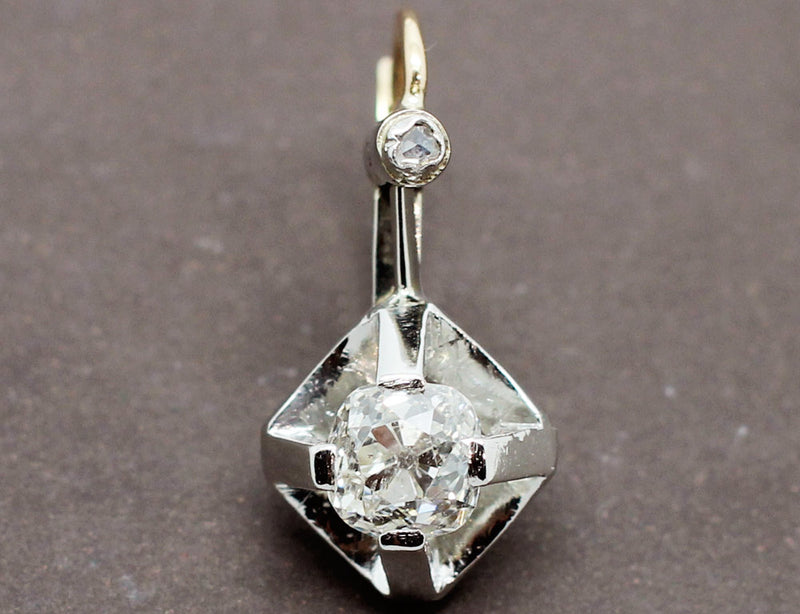 Boucles d'Oreilles Dormeuses Art Déco Diamants