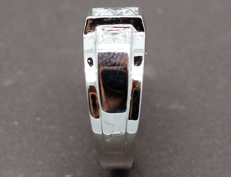 Bague Chevalière Art Déco Diamants