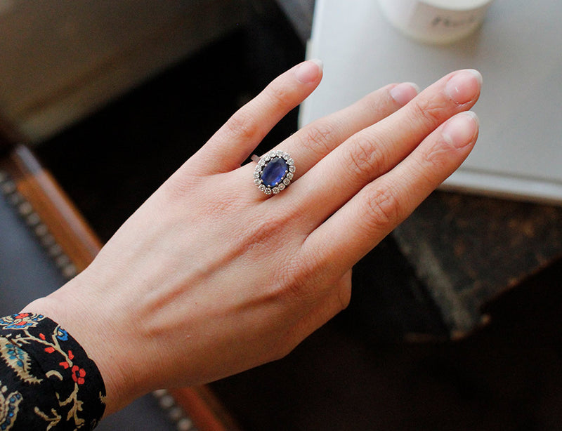 Bague Saphir Entourage Diamants