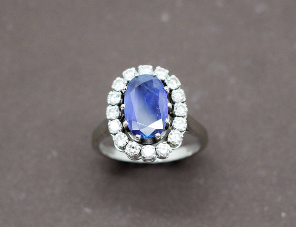 Bague Saphir Entourage Diamants