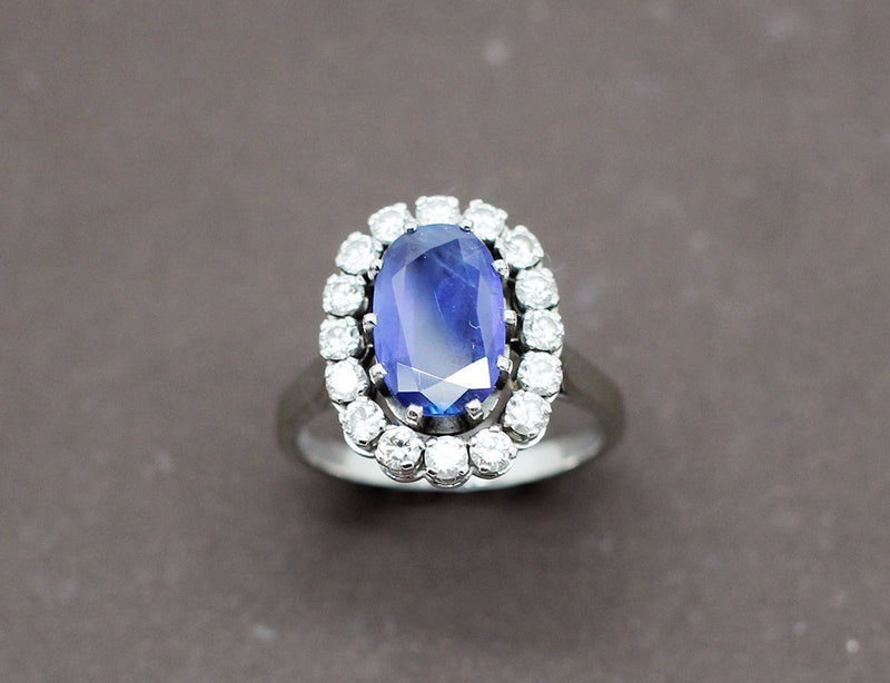 Bague Saphir Entourage Diamants