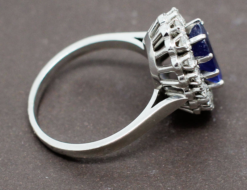 Bague Saphir Entourage Diamants