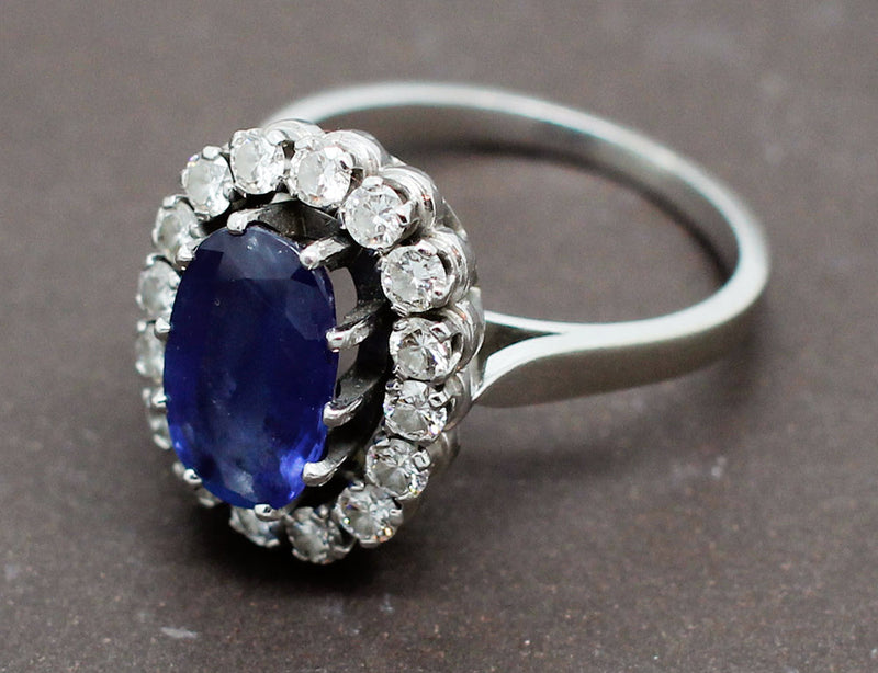 Bague Saphir Entourage Diamants