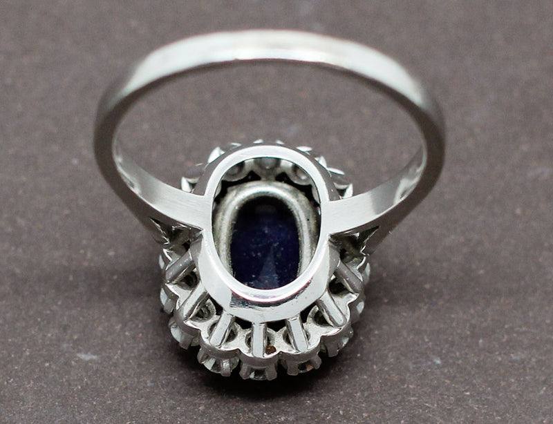 Bague Saphir Entourage Diamants