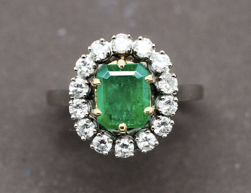 Bague Emeraude Entourage Diamants