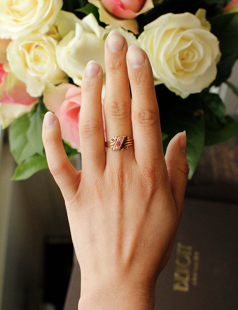Bague XIXe Or Perles et Verneuil
