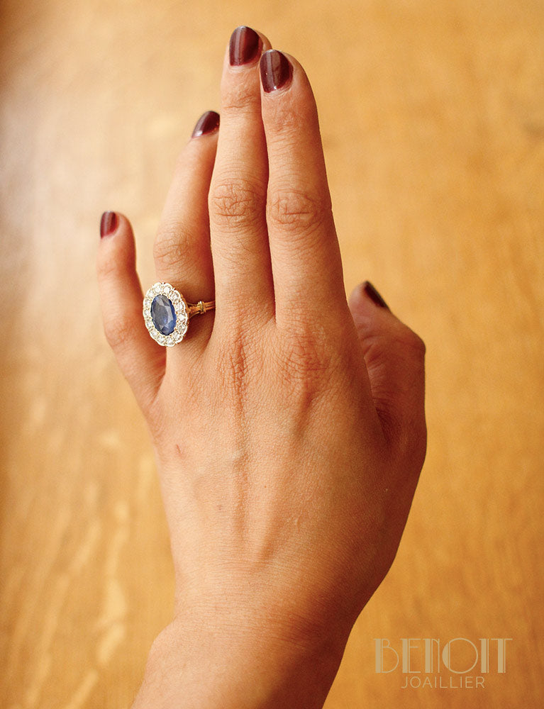Bague Saphir Entourage Diamants