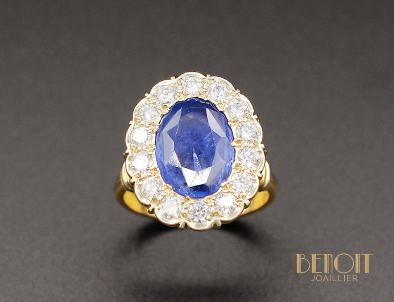 Bague Saphir Entourage Diamants