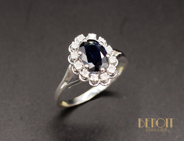 Bague Saphir Entourage Diamants Or Blanc
