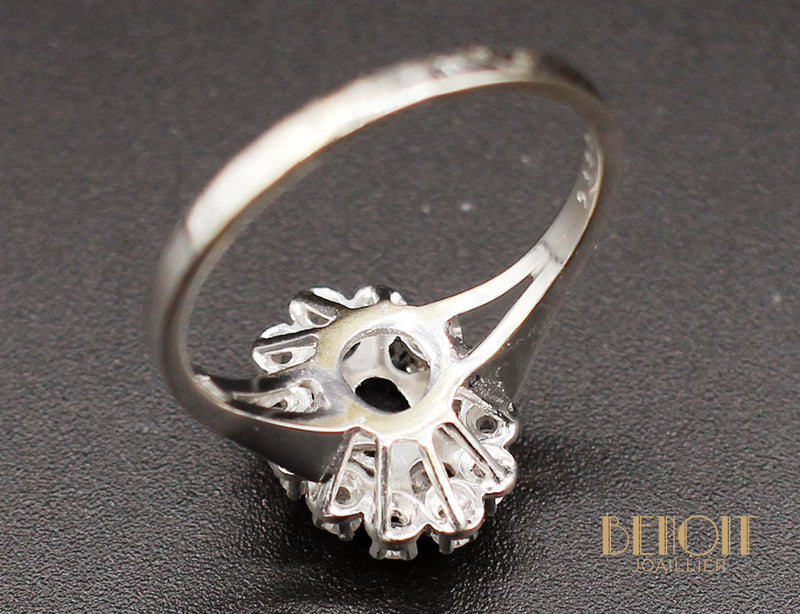 Bague Saphir Entourage Diamants Or Blanc