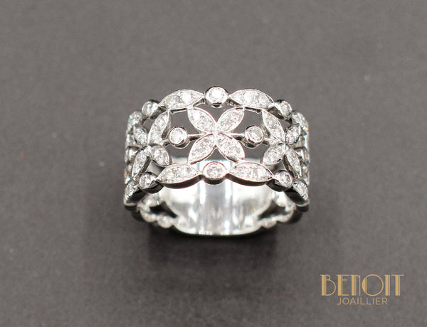 Bague "Dentelle" Or Blanc Diamants