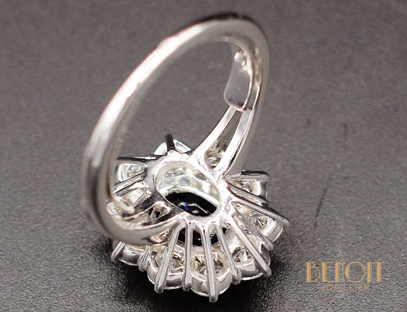Bague Saphir Entourage Diamants