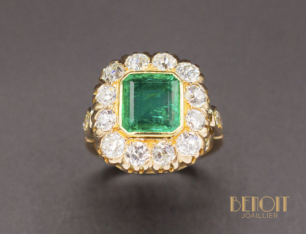 Bague Emeraude Entourage Diamants
