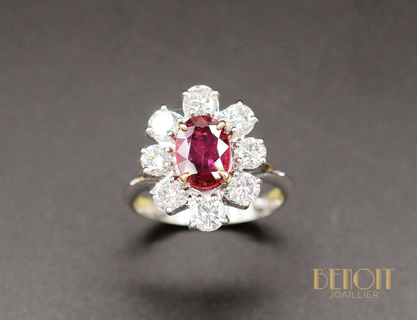 Bague Rubis Entourage Diamants