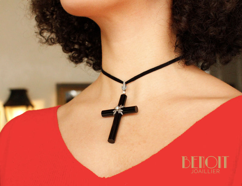 Croix Ancienne Onyx et Diamants