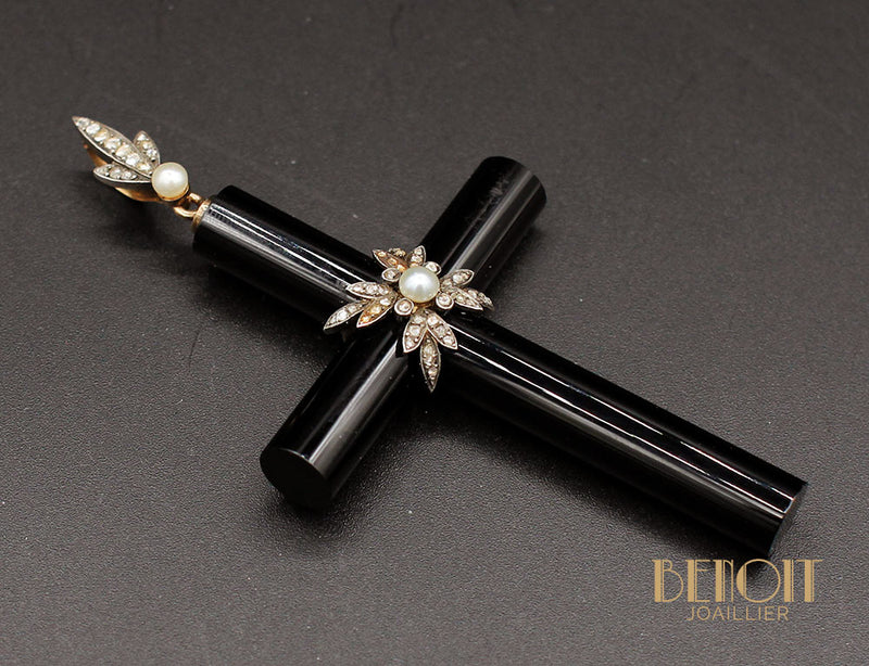 Croix Ancienne Onyx et Diamants