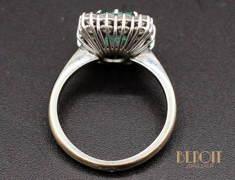 Bague Emeraude Entourage Diamants