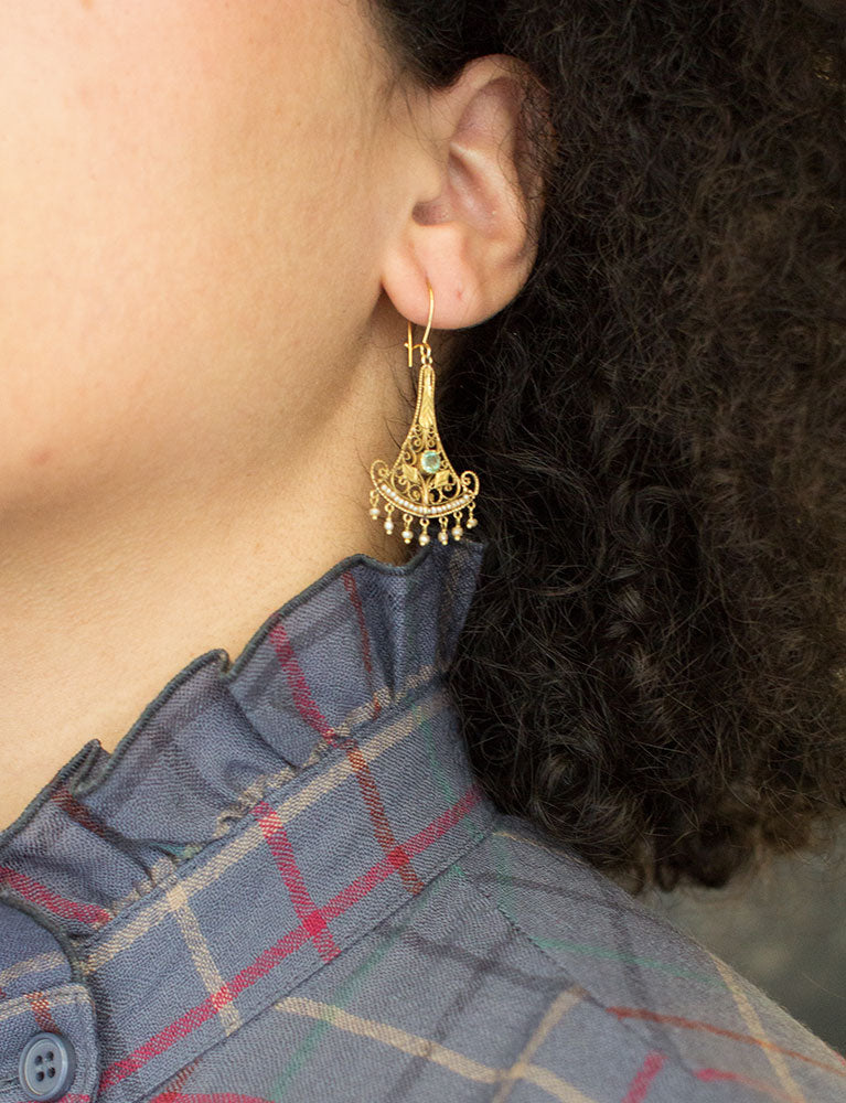 Boucles d'Oreilles Pendantes Emeraudes Perles