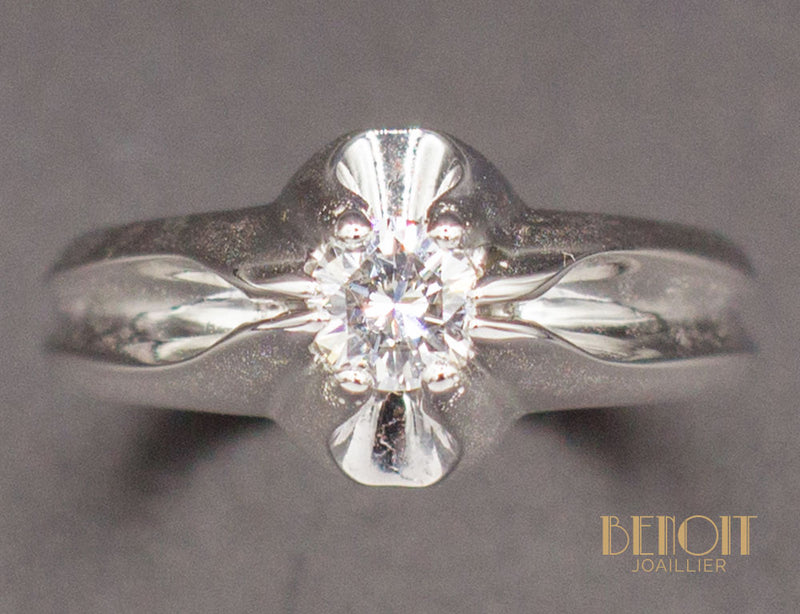 Bague Art Déco Or Blanc Diamant