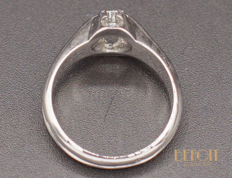 Bague Art Déco Or Blanc Diamant