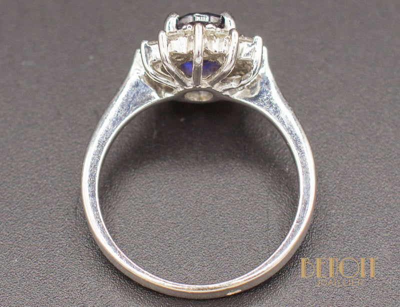 Bague Saphir Entourage Diamants