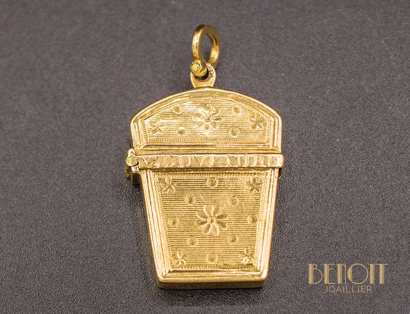 Pendentif Carnet de Bal Or Jaune