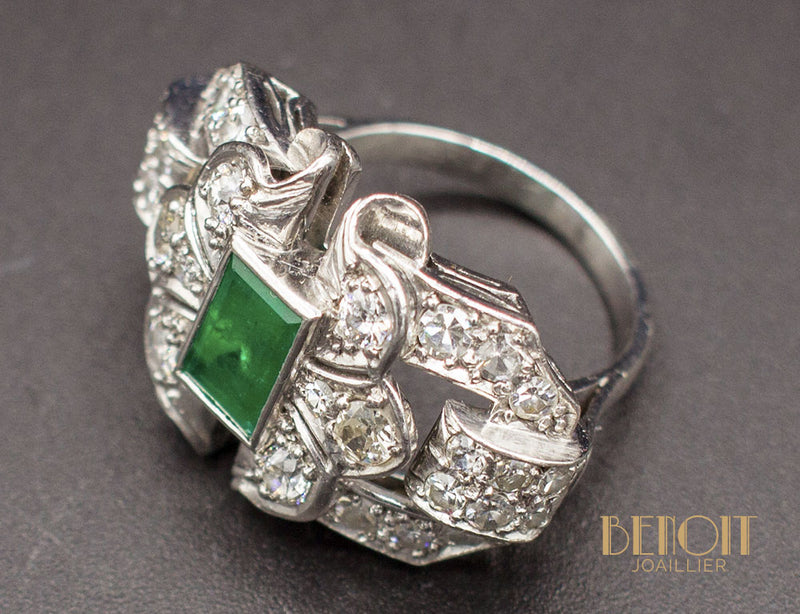 Bague Art Déco Émeraude Diamants