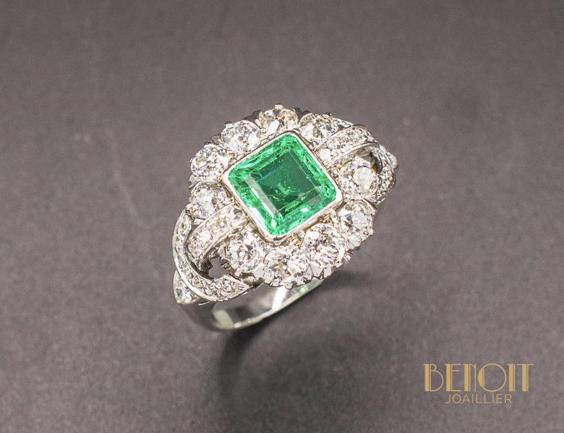 Bague Art Déco Emeraude Diamants