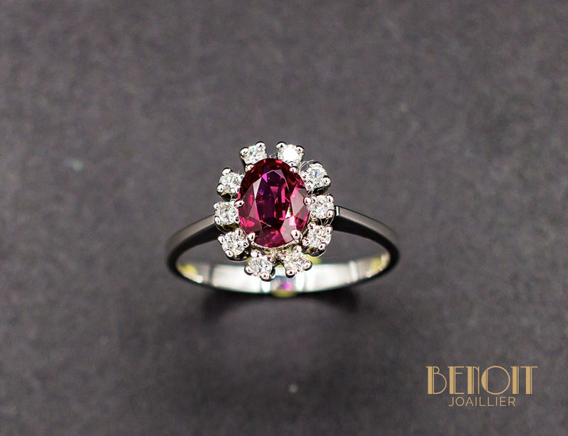 Bague Rubis Entourage Diamants
