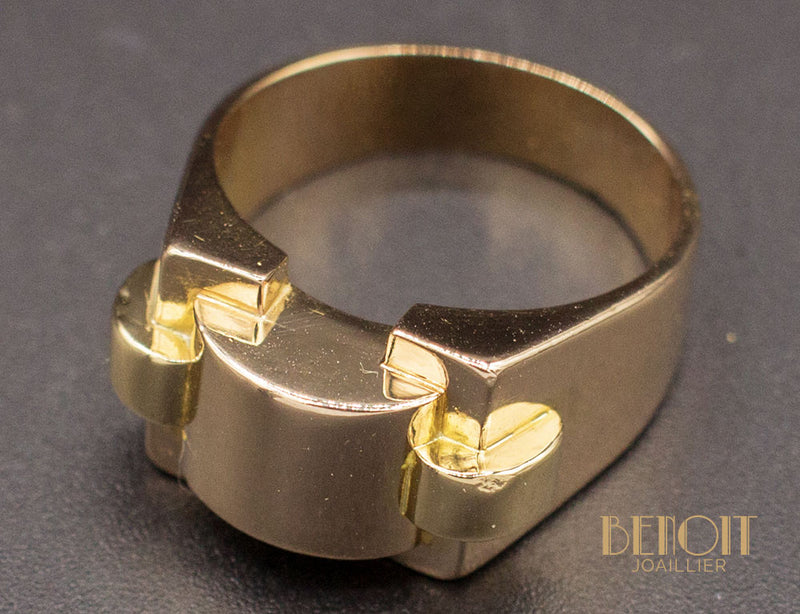 Bague Tank 2 Ors