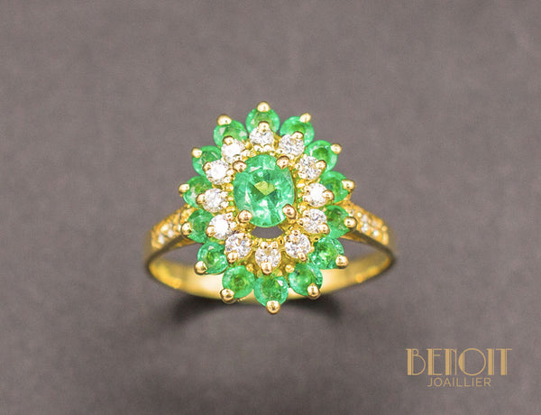 Bague Double Entourage Emeraudes Diamants