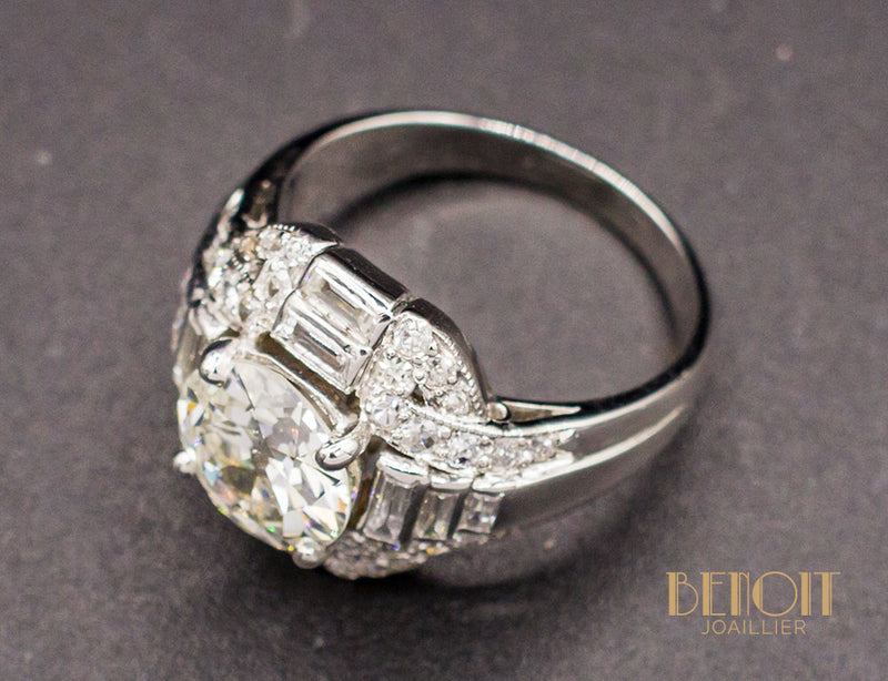 Bague Style Art Déco Diamants