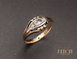 Bague Ancienne Trio de Diamants