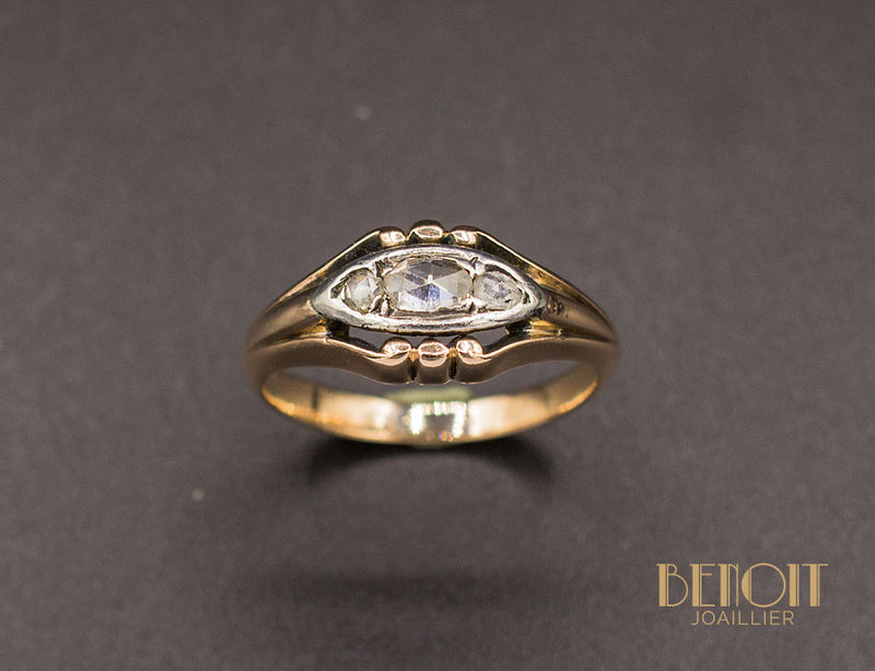 Bague Ancienne Trio de Diamants