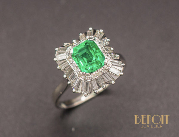 Bague Emeraude Double Entourage Baguettes