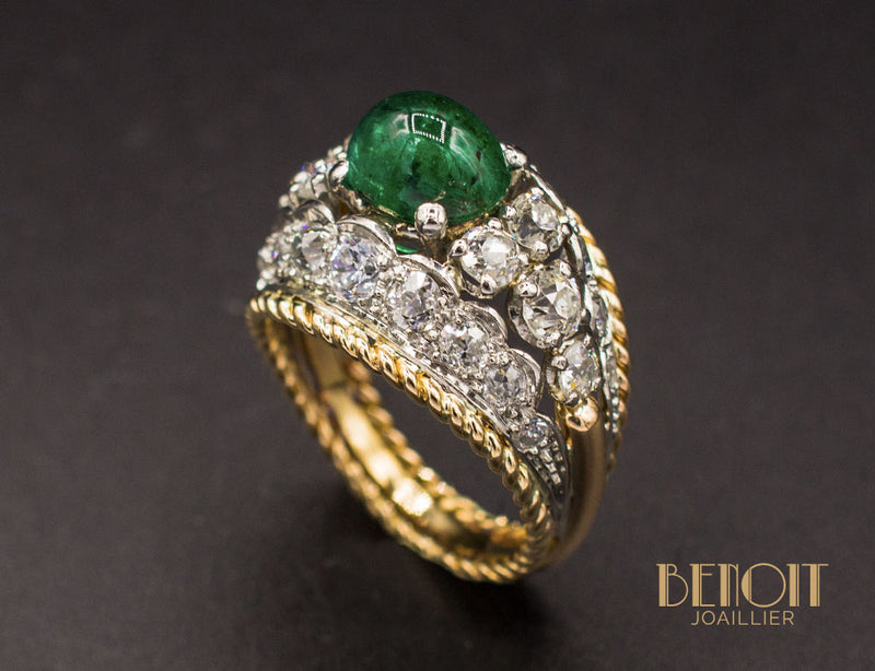 Bague Art Déco Dôme Emeraude et Diamants