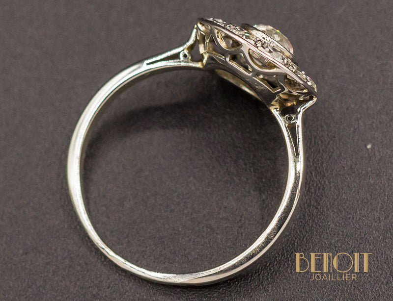 Bague Art Déco Diamant Entourage