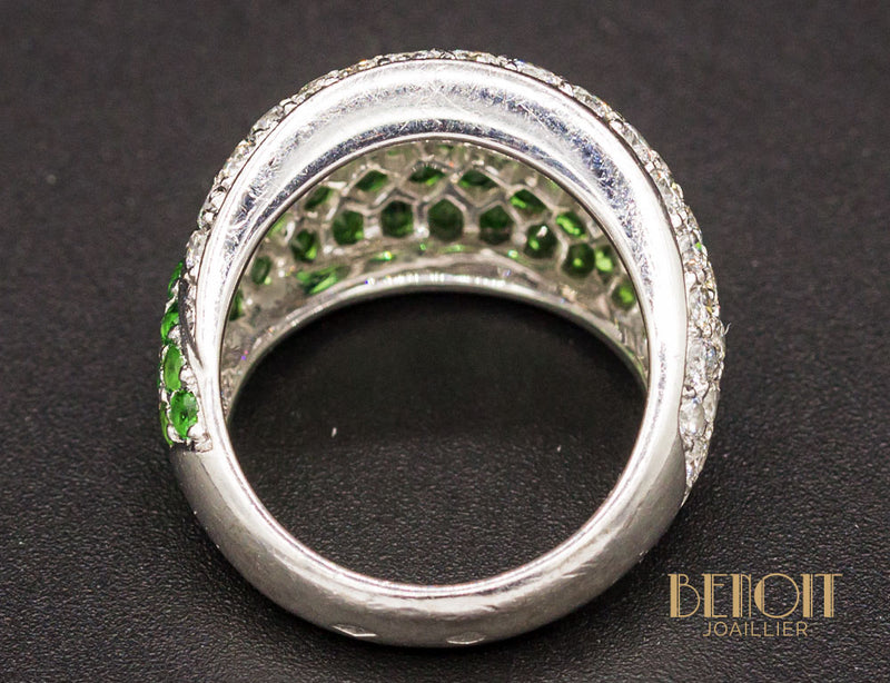Bague Boule Diamants Emeraudes