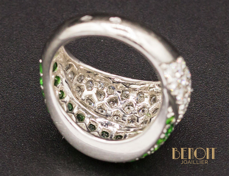 Bague Boule Diamants Emeraudes