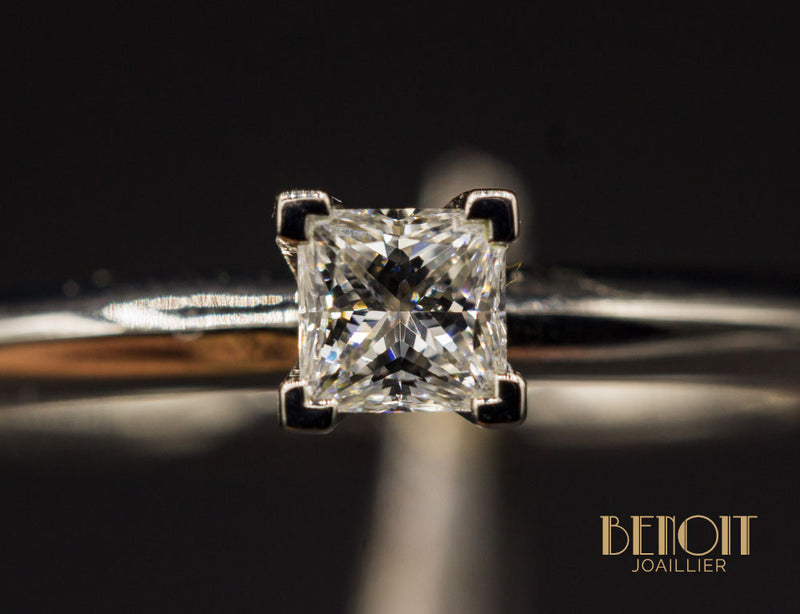 Solitaire "Tiffany & Co" Diamant Princesse 0.19ct