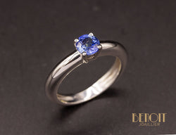 Solitaire Saphir Bleu