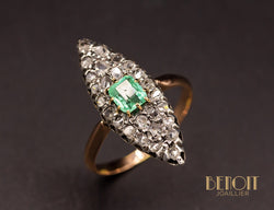 Bague Navette Emeraude Diamants