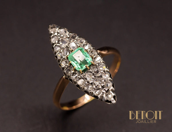 Bague Navette Emeraude Diamants