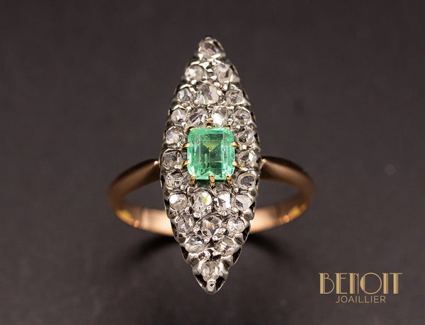 Bague Navette Emeraude Diamants