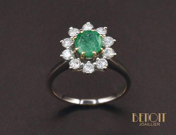 Bague Emeraude Entourage Diamants